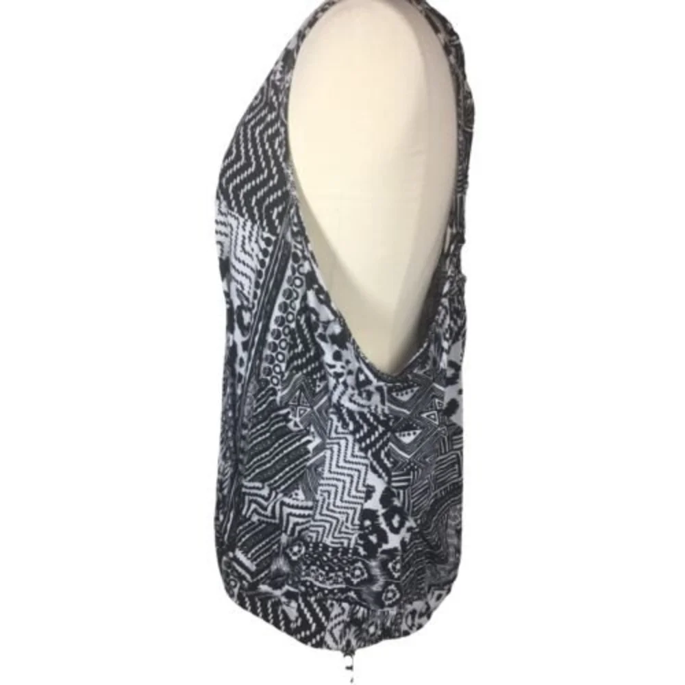 EYESHADOW Women's 3X Black White Print Pullover Tank Top Criss Cross Back - Picture 5 of 9